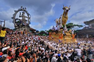 Bali Ceremony 600-400